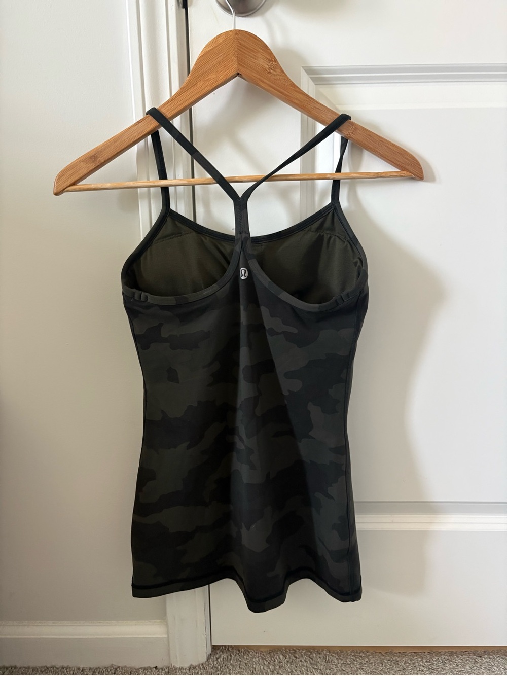 lululemon Power Y Tank Incognito Cam Tank - Size 4 - Picture 6 of 7
